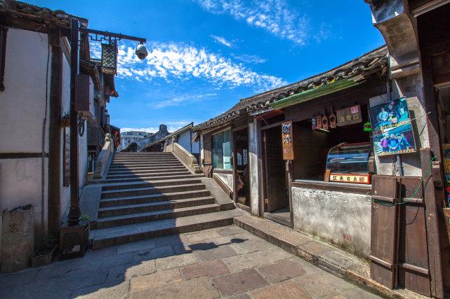 杭州拱墅区通报“黄金店使用鬼秤”:电子秤存在违法改装